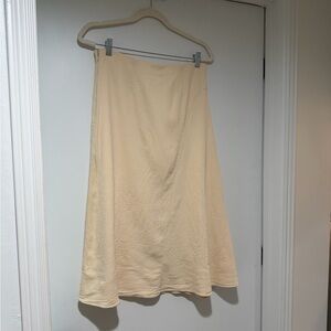 Vince Cream Women's Skirt - Size 8